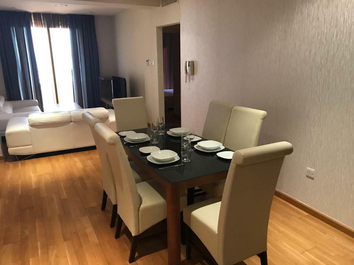 Sea View Central Apt Ithaki Lárnaka Kültér fotó
