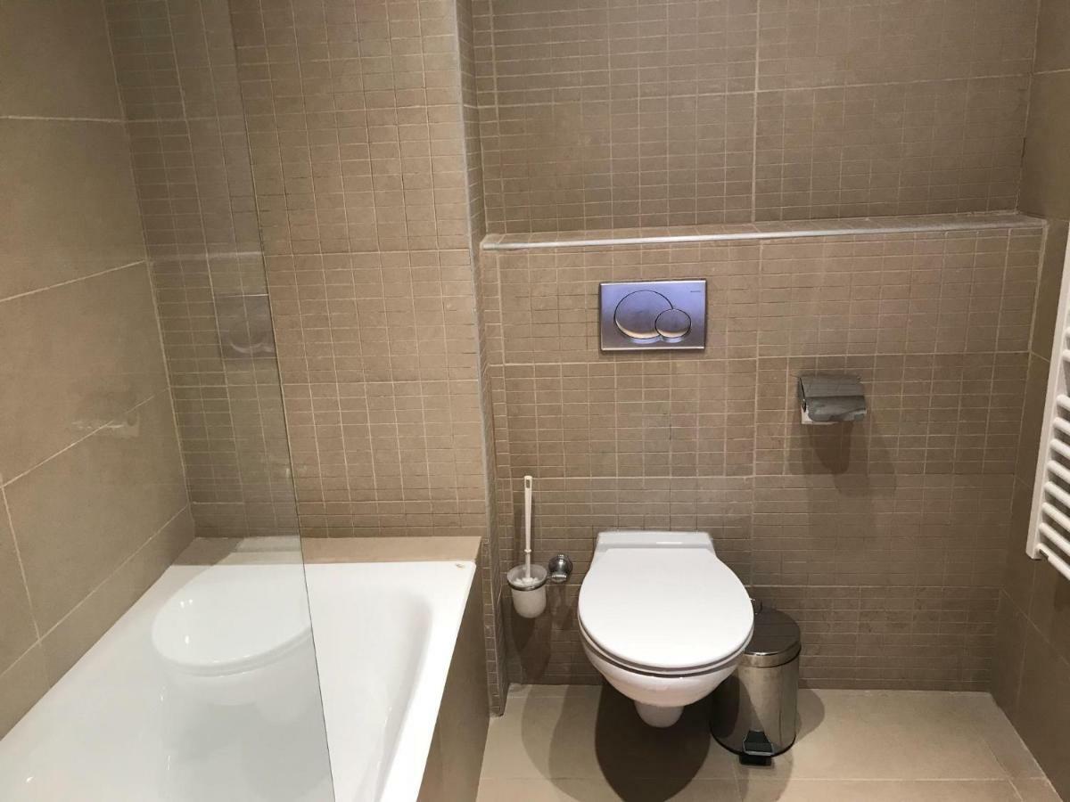 Sea View Central Apt Ithaki Lárnaka Kültér fotó
