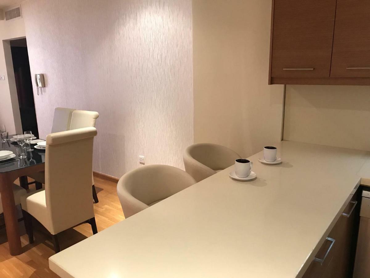 Sea View Central Apt Ithaki Lárnaka Kültér fotó