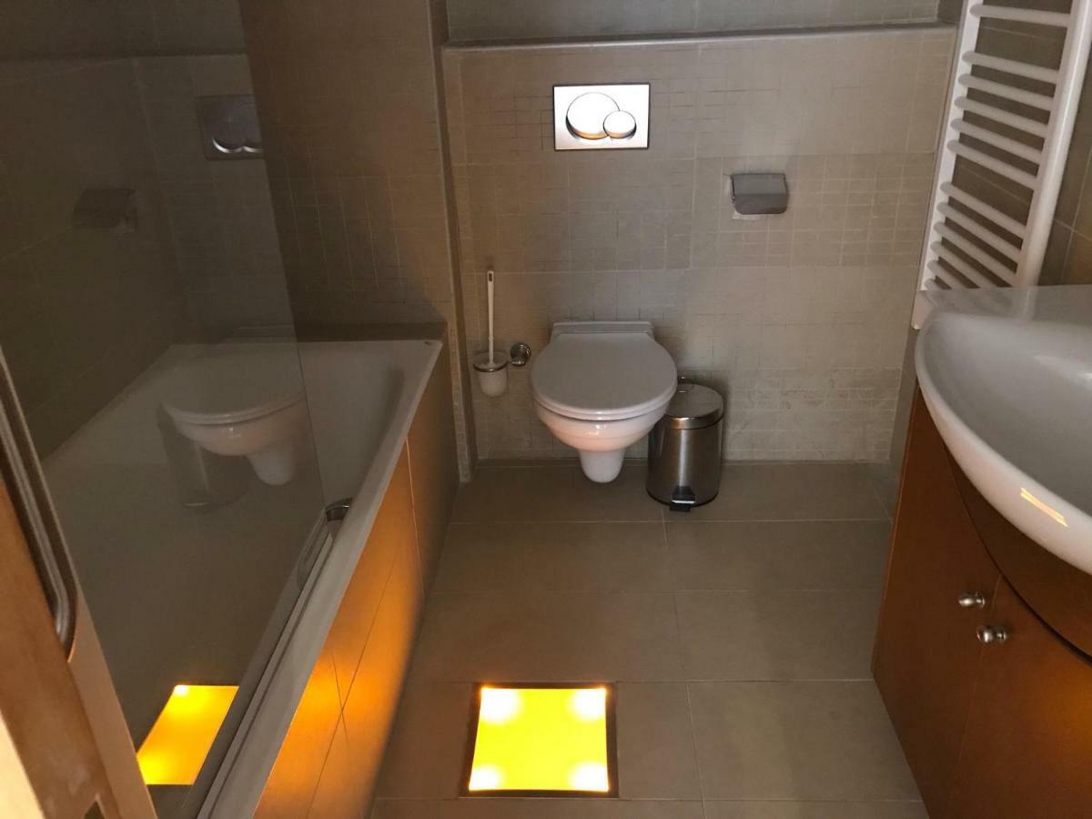 Sea View Central Apt Ithaki Lárnaka Kültér fotó